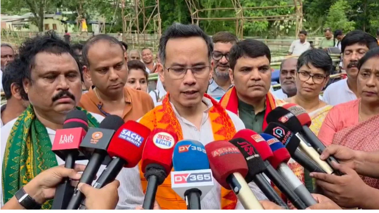 বিজেপি চৰকাৰ মাটি লুভীয়া, উচ্ছেদত ৰাজনীতি জড়িত: গৌৰৱ গগৈ । Garuva Gogi