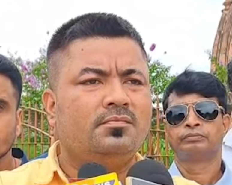 গৰীয়া - মৰীয়া, দেশী - জলহা,চৈয়দৰ খিলঞ্জীয়া লোকৰউজনিলৈ আগমনত কোনো বাধা নাইমিঞাৰ বিৰুদ্ধে আমাৰ সংগ্ৰাম চলি আছে আৰু চলি থাকিব । Miya Assam