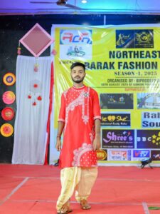 শিৰোনামঃ সংবাদ কাৰ্যালয়ত সোমাই সাংবাদিকৰ ওপৰত প্ৰাণঘাতী হামলা, গুৰুতৰ আহত ৰাজু দাস ।