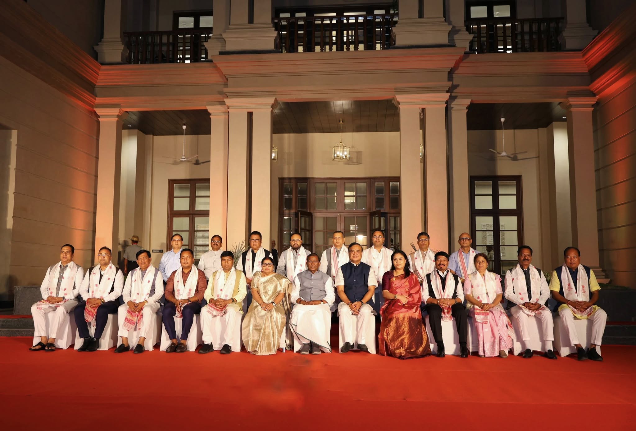 হিমন্ত বিশ্ব শৰ্মা মন্ত্ৰীসভাৰ দপ্তৰ বণ্টন ঘোষণা: কেইবাজনো মন্ত্ৰীৰ হাতত নতুন দায়িত্ব Himanta Biswa Sarma Cabinet: